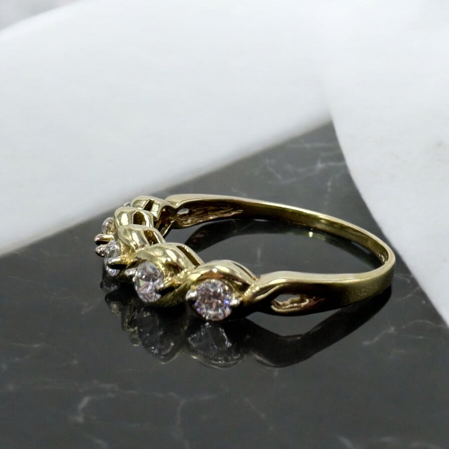 ANILLO TORSAL CON PIEDRAS EN ORO MEXICANO 10 K