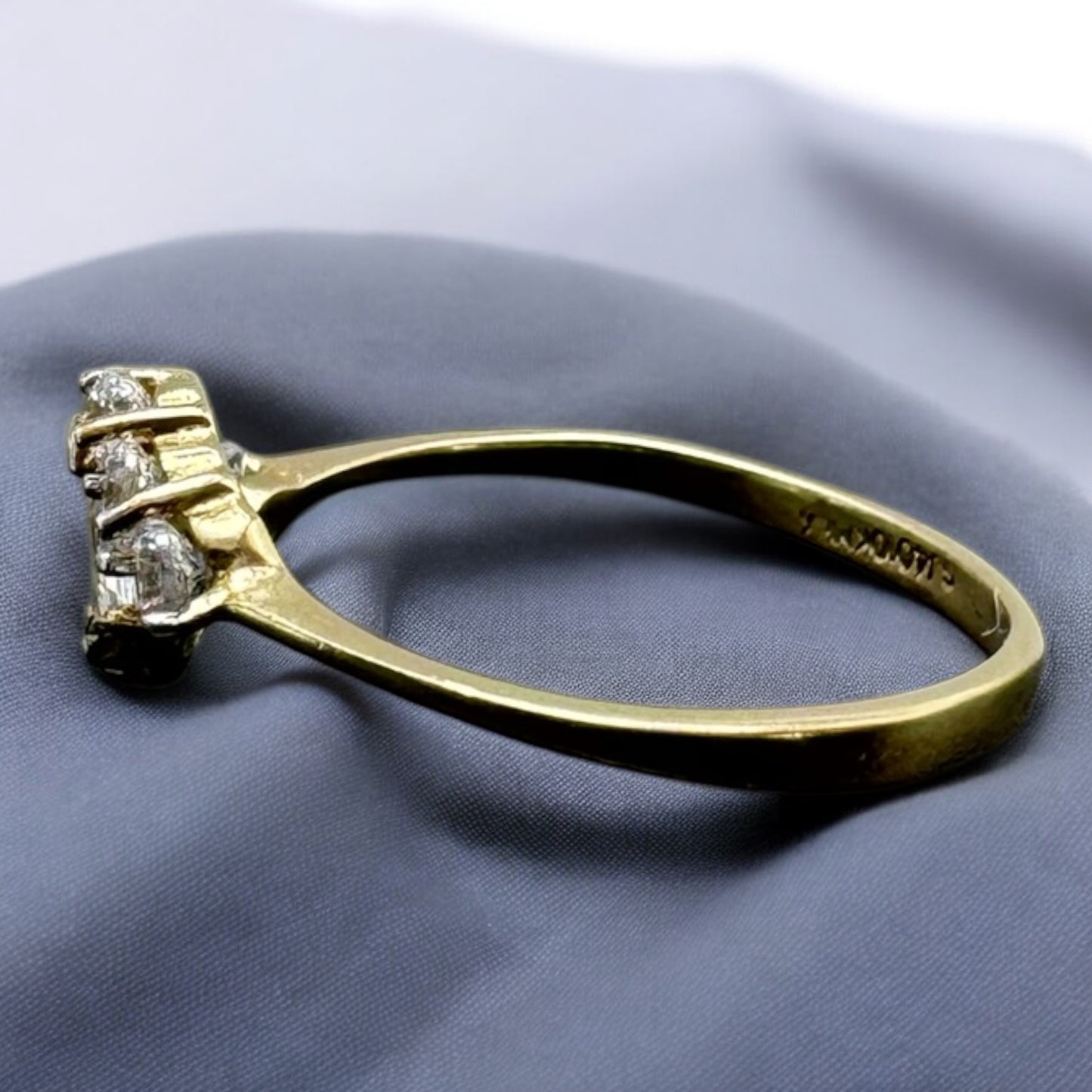 ANILLO ELEGANTE PARA DAMA EN ORO MEXICANO 10 K