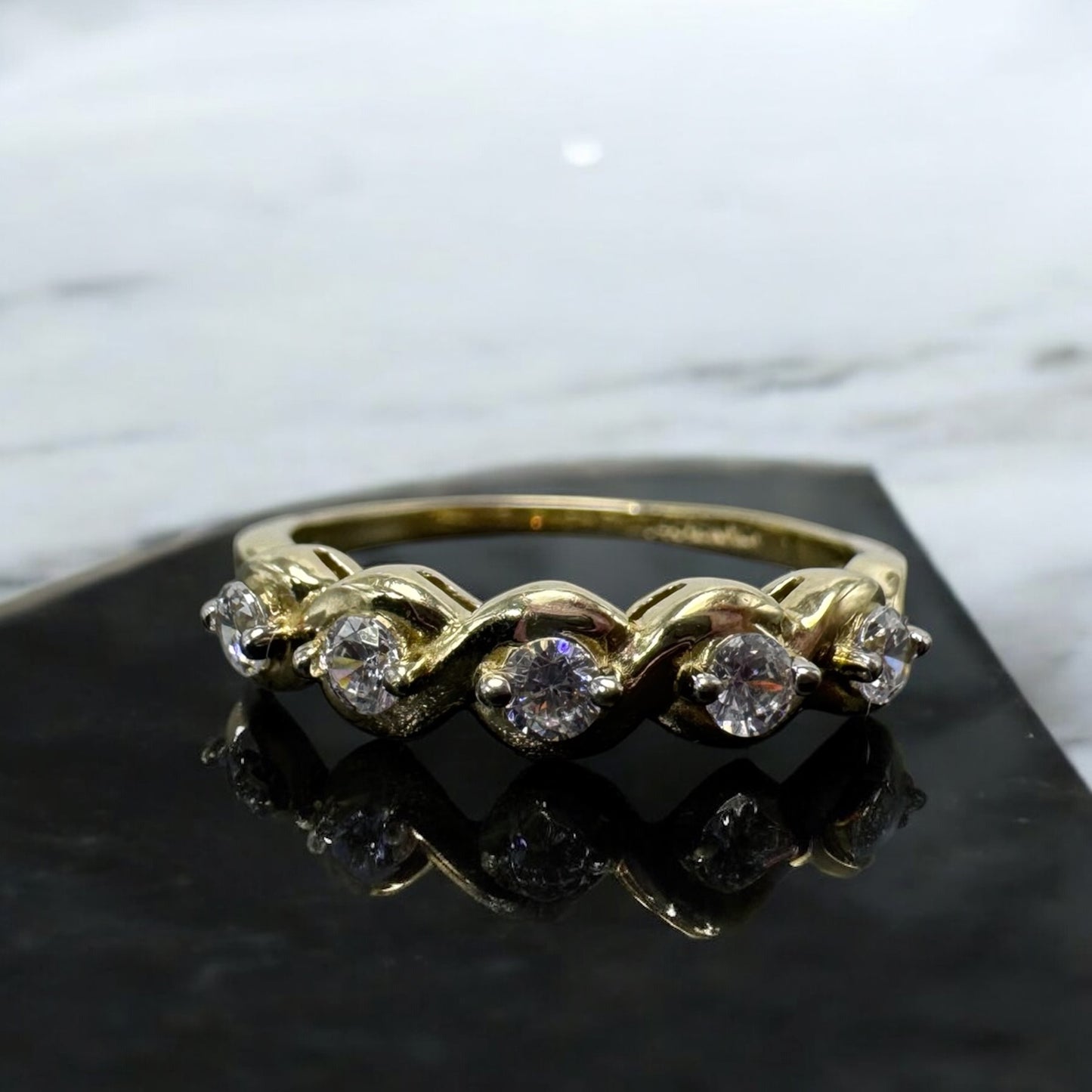 ANILLO TORSAL CON PIEDRAS EN ORO MEXICANO 10 K