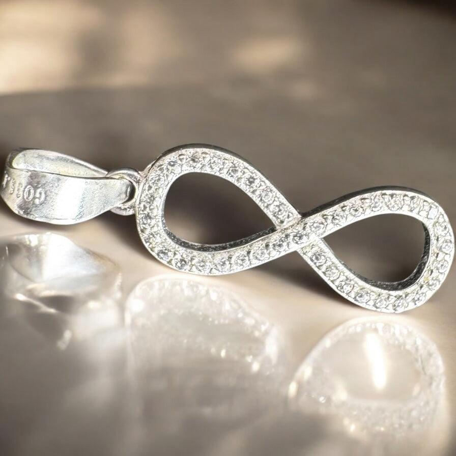 DIJE INFINITO EN PLATA MEXICANA .925