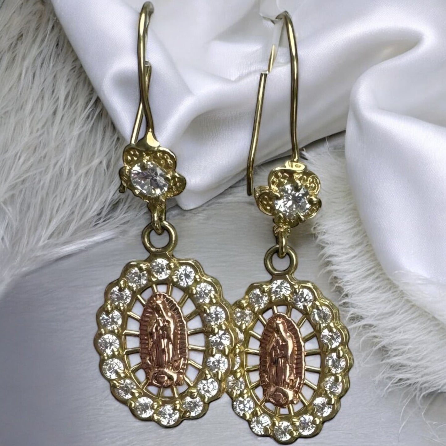 ARETES VIRGEN DE GUADALUPE EN ORO MEXICANO 10 K