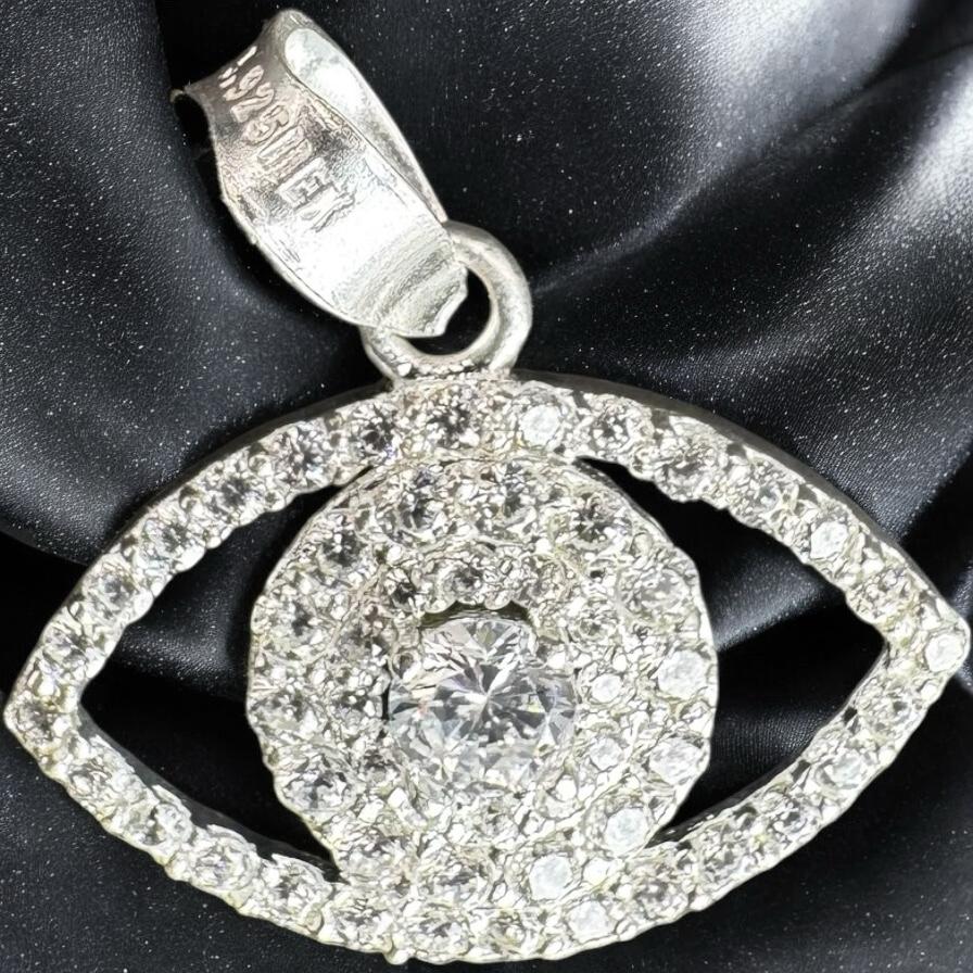 DIJE OJO TURCO EN PLATA MEXICANA .925