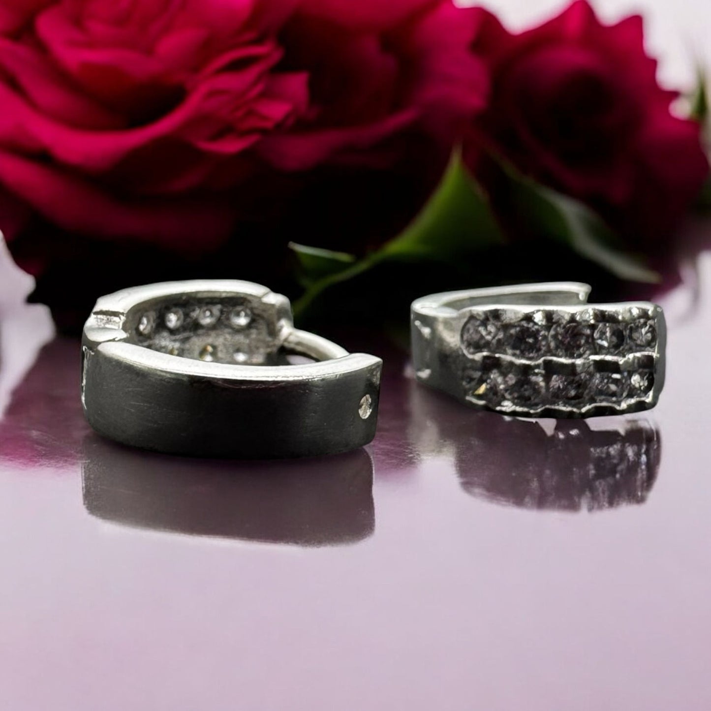 HUGGIE CON PERLAS EN PLATA MEXICANA .925