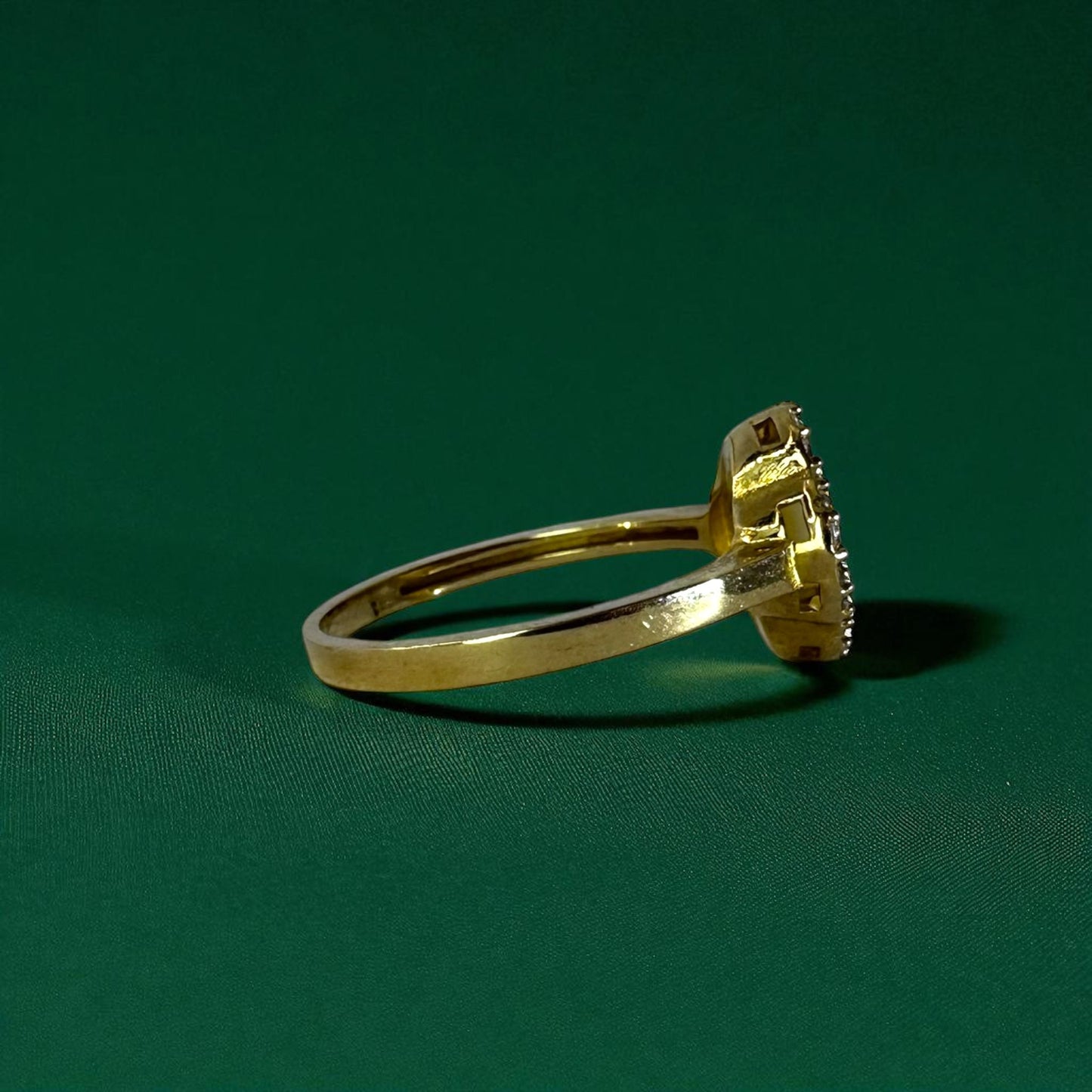 ANILLO TREBOL EN COLOR PERLA ORO MEXICANO 10 K