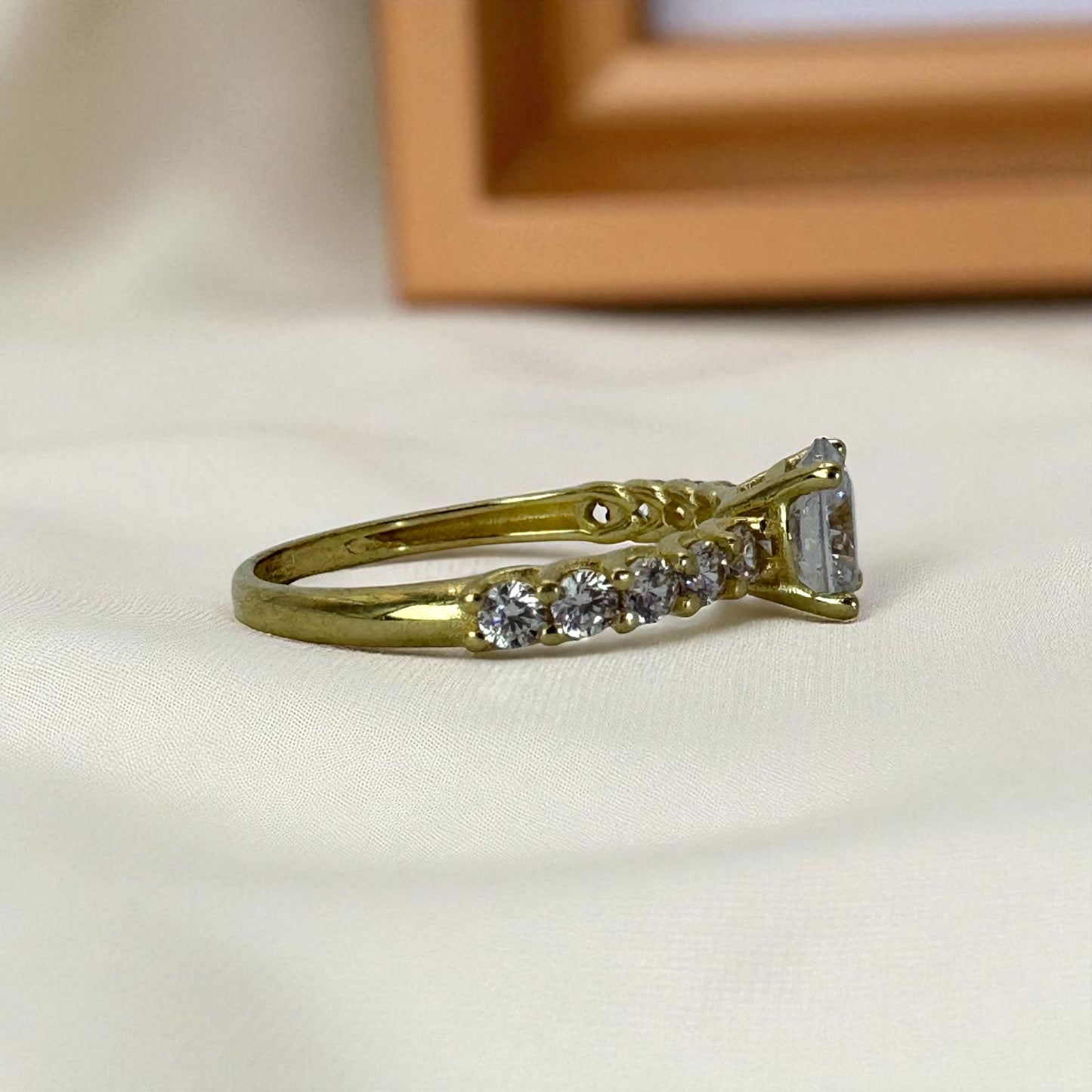 ANILLO DE COMPROMISO EN ORO MEXICANO 10 K