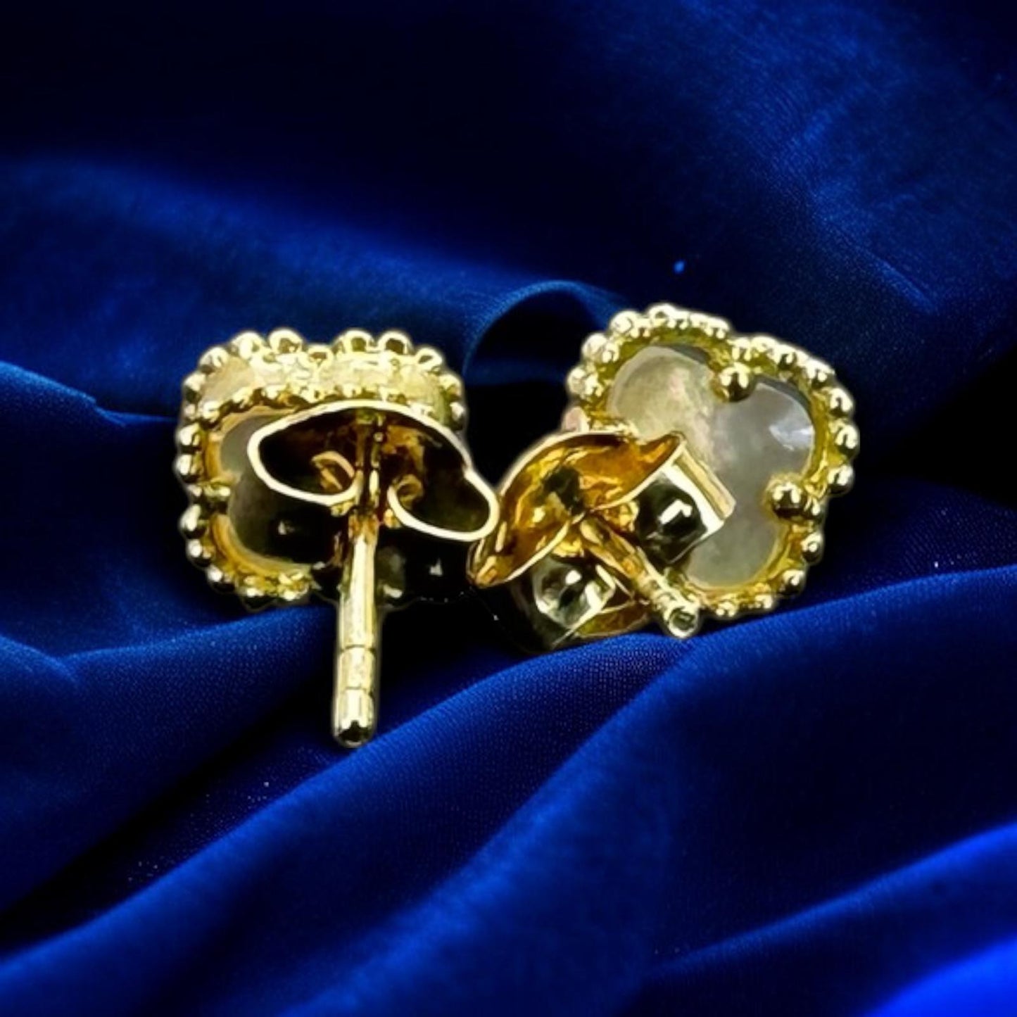 10K MEXICAN GOLD CLOVER EARRING