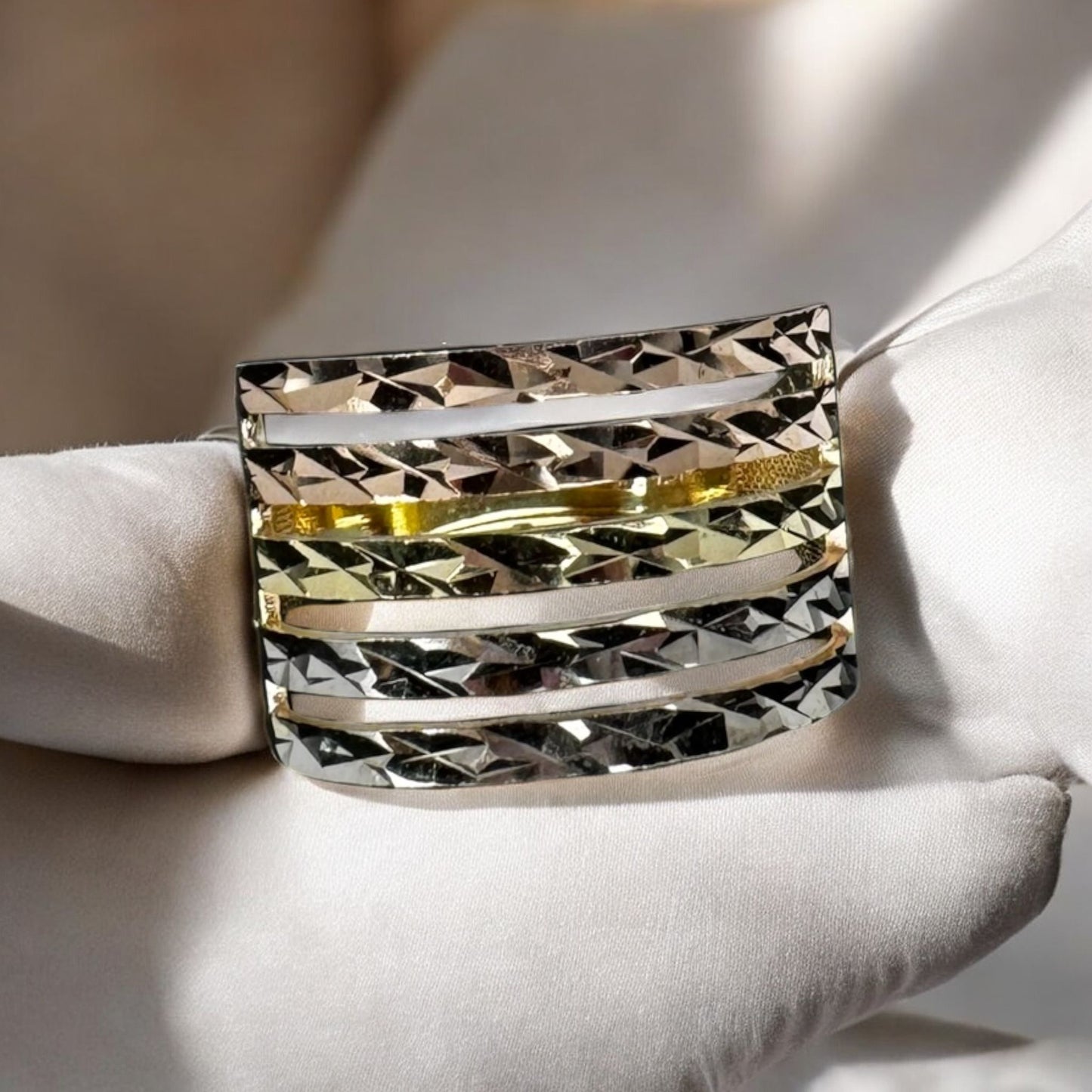 ANILLO PARA DAMA EN ORO 10 K