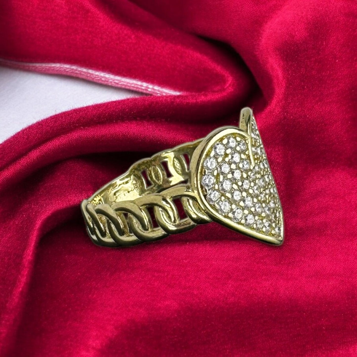 ANILLO ESLABON CHINO CORAZON BRILLOSO EN ORO 10 K