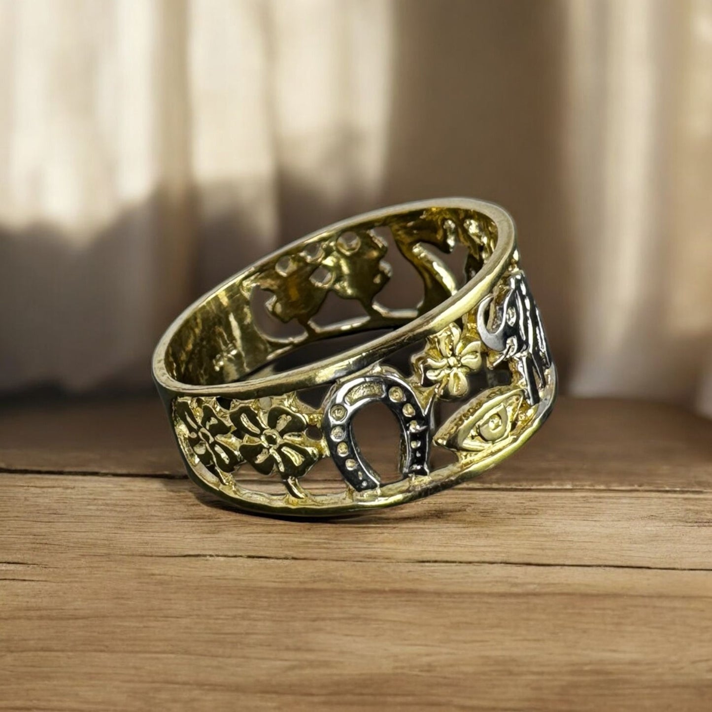 ANILLO DE LA SUERTE EN ORO 10 K