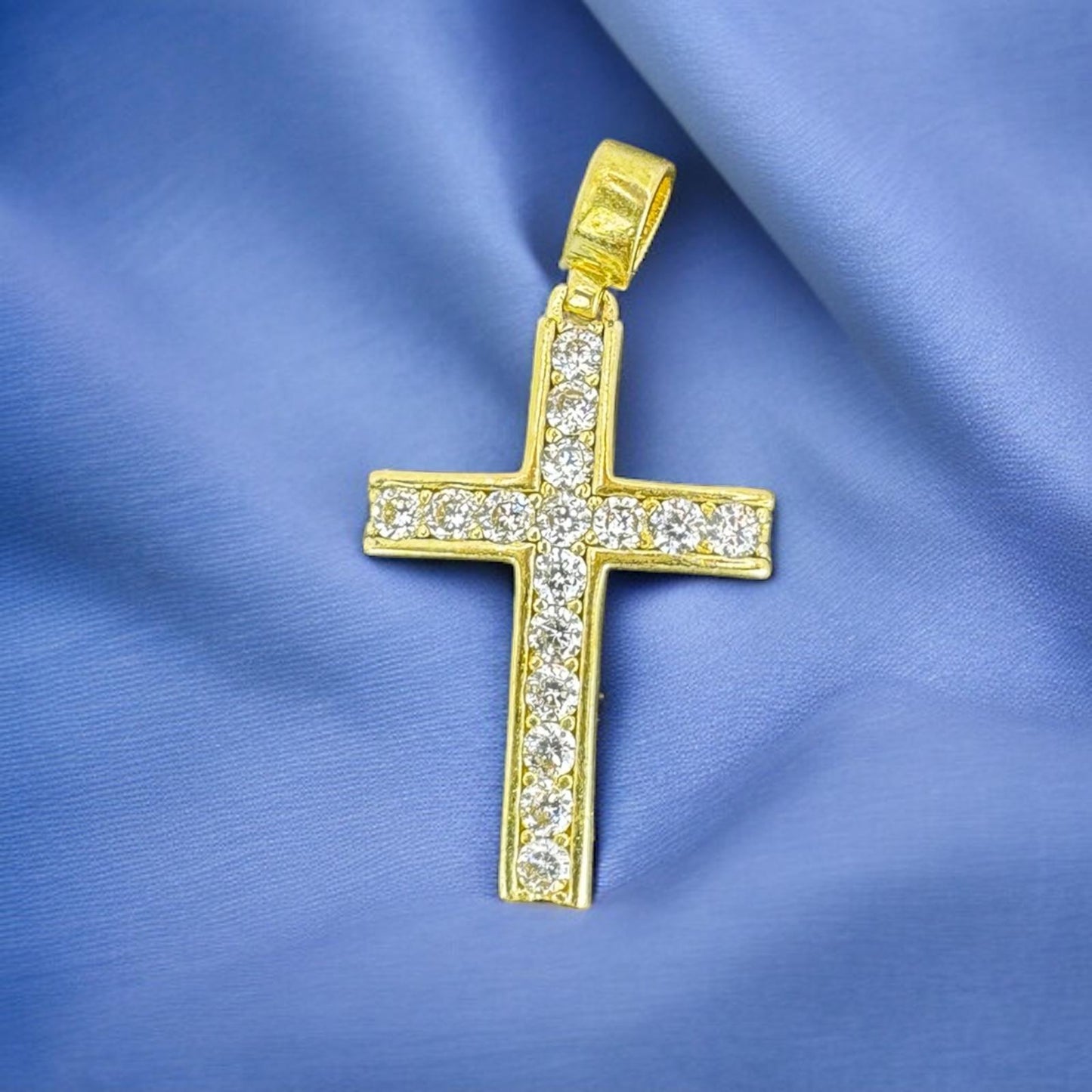 CRUZ CON ZIRCONIA EN ORO MEXICANO 10 K