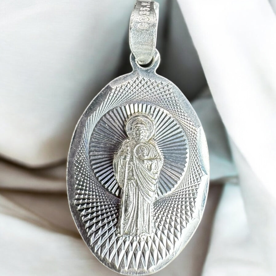 MEDALLA DE SAN JUDAS EN PLATA .925
