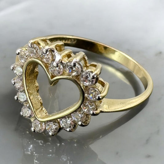 ANILLO DE CORAZON CON PIEDRAS EN ORO MEXICANO