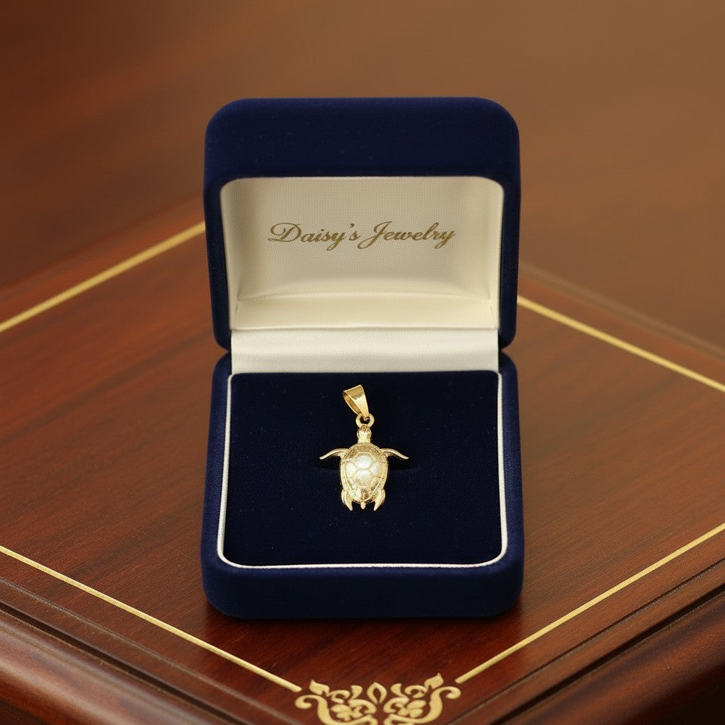 10K GOLD TURTLE PENDANT