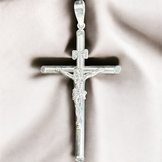 DIJE CRUCIFIJO EN PLATA MEXICANA .925