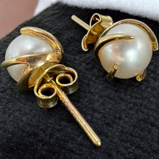ARETE COLOR PERLA EN ORO MEXICANO 10 K