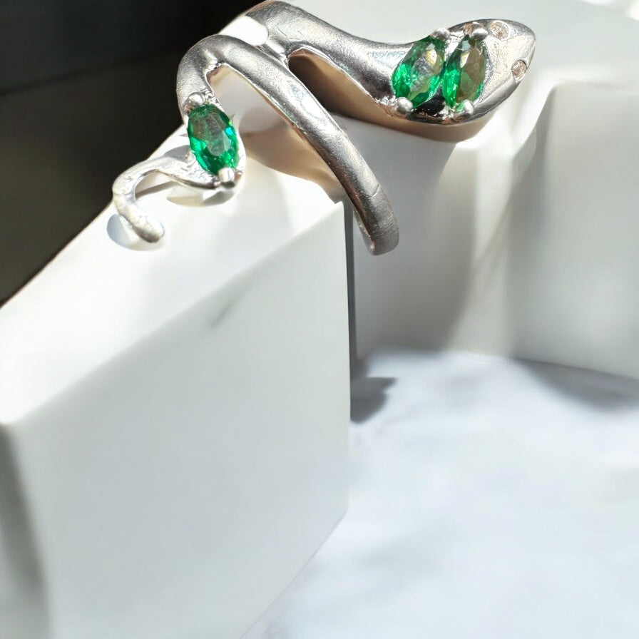 ANILLO SERPIENTE PARA DAMA EN PLATA MEXICANA .925