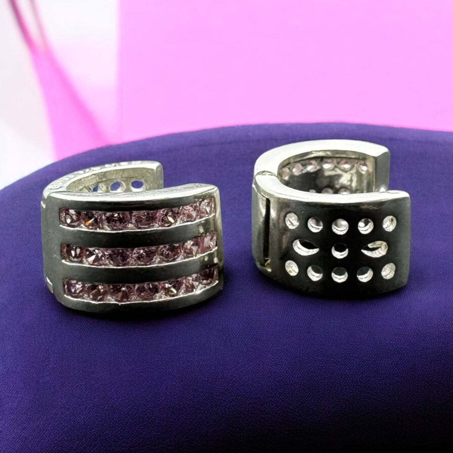 ARETE HUGGIE PEQUEÑO EN PLATA MEXICANA .925