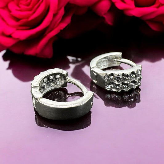 HUGGIE CON PERLAS EN PLATA MEXICANA .925