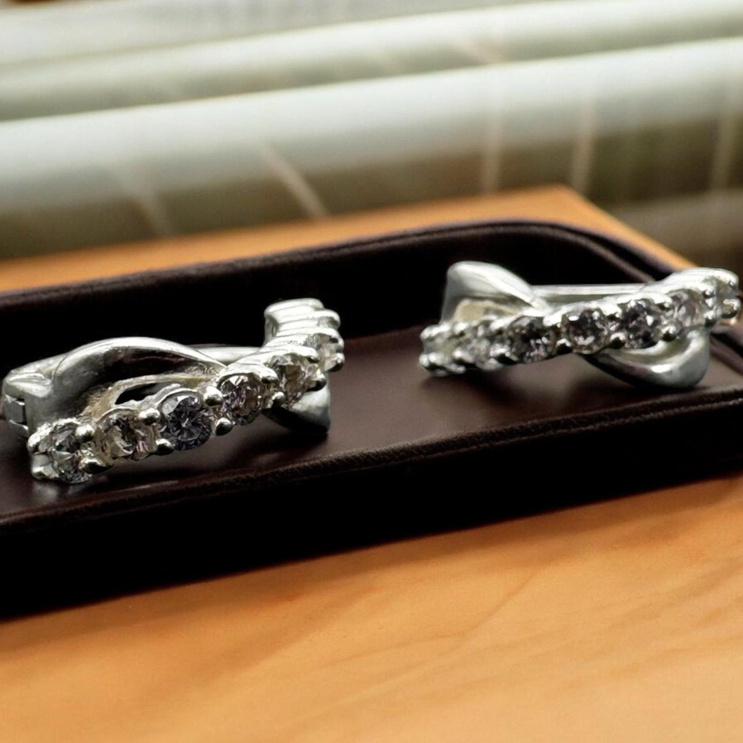 MINI HUGGIE EN PLATA MEXICANA .925