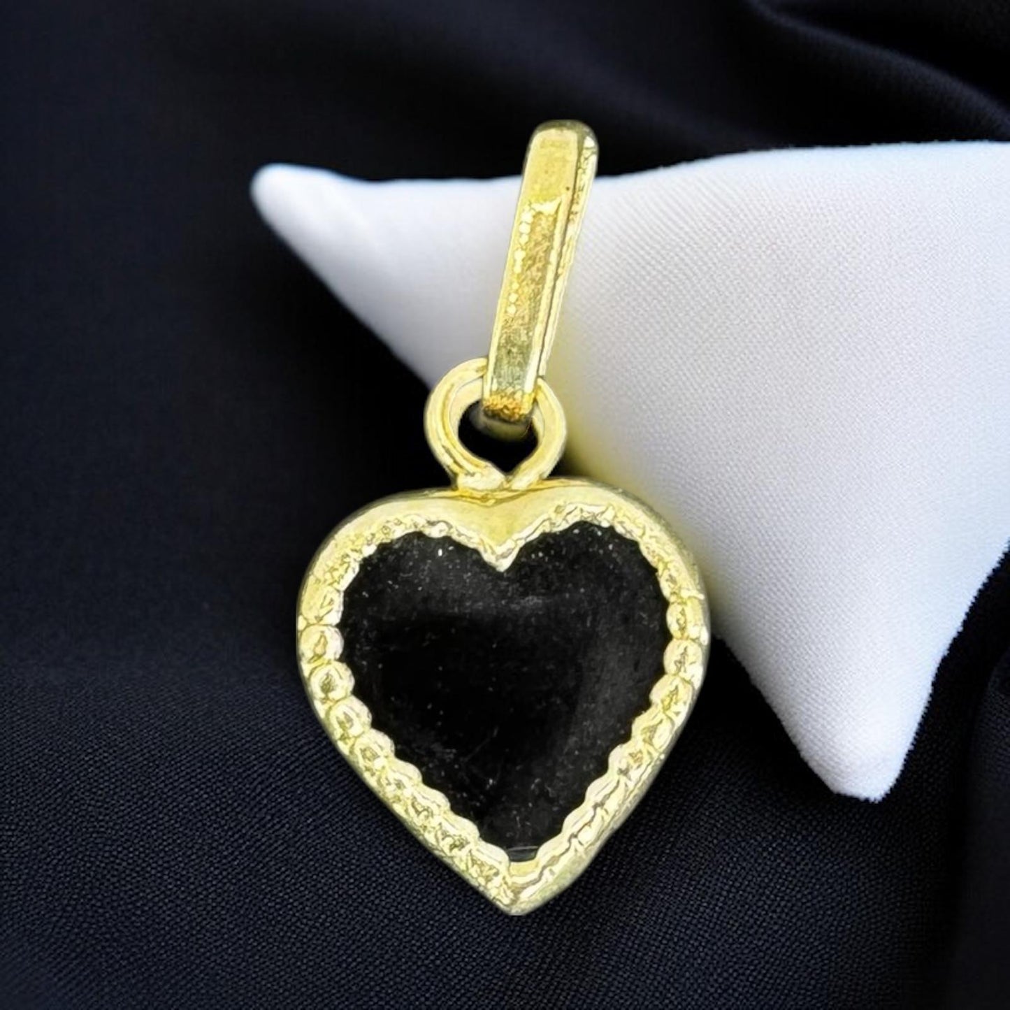 DIJE DE CORAZON EN ORO MEXICANO 10 K