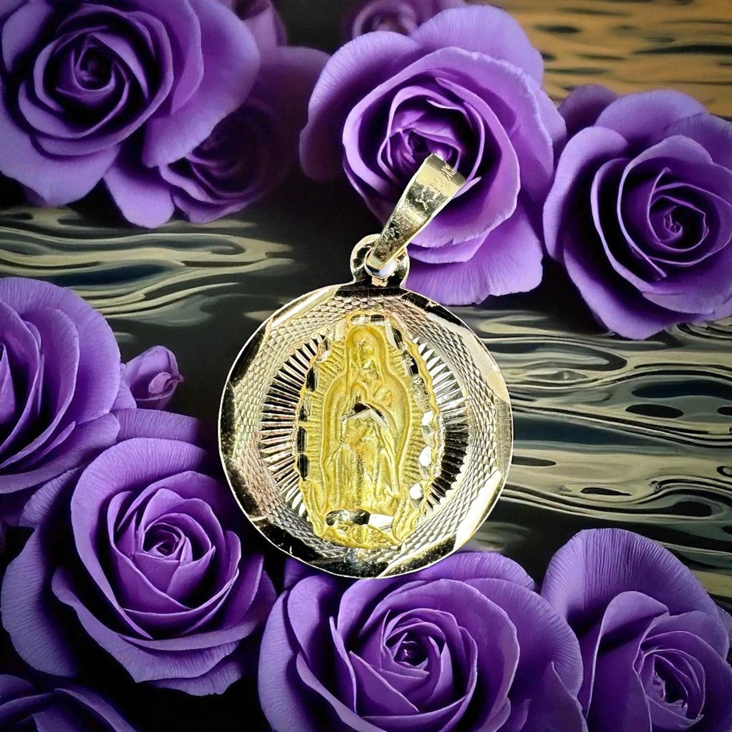 MEDALLA DE LA VIRGEN DE GUADALUPE EN ORO MEXICANO 10 K