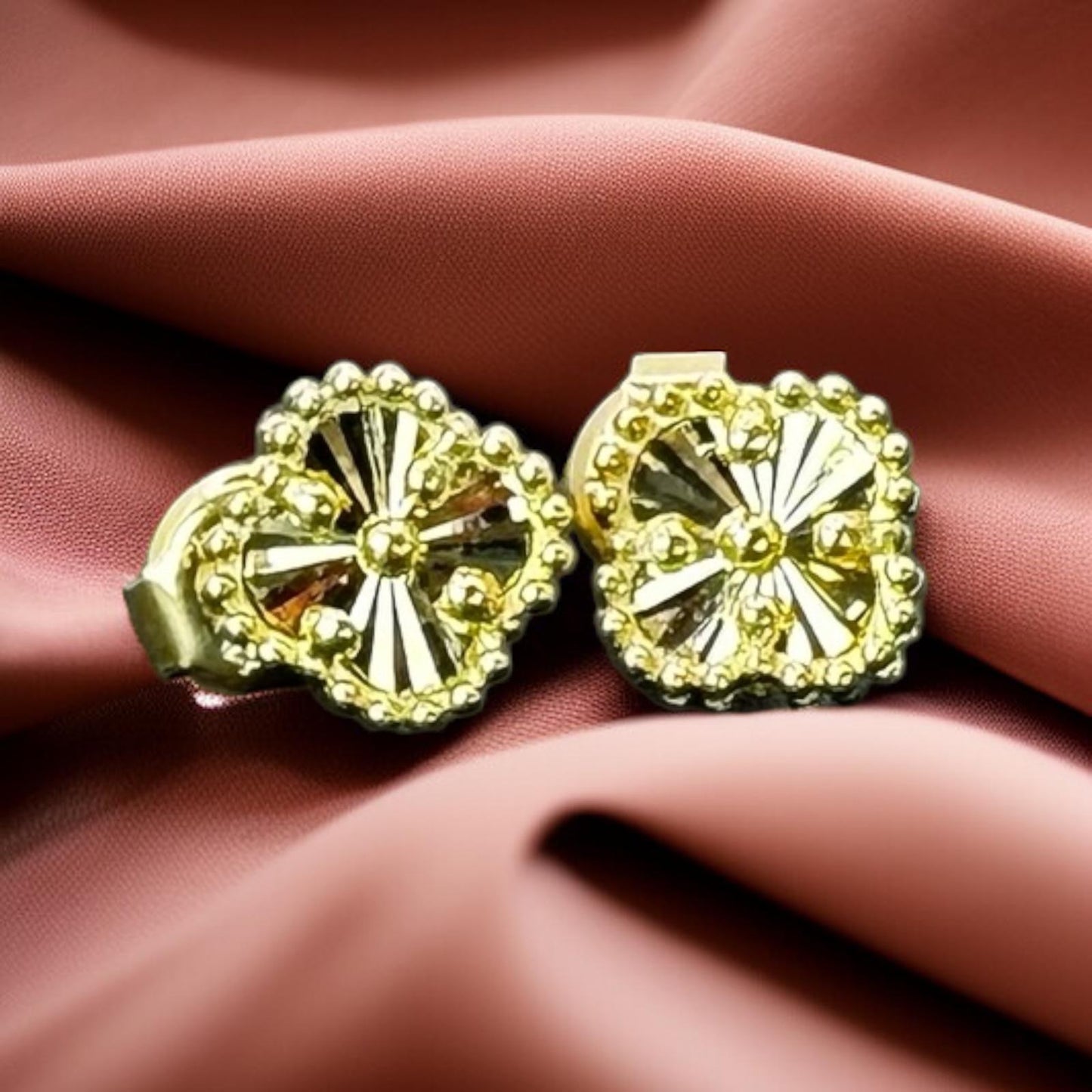 ARETE TREBOL EN ORO MEXICANO 10 K