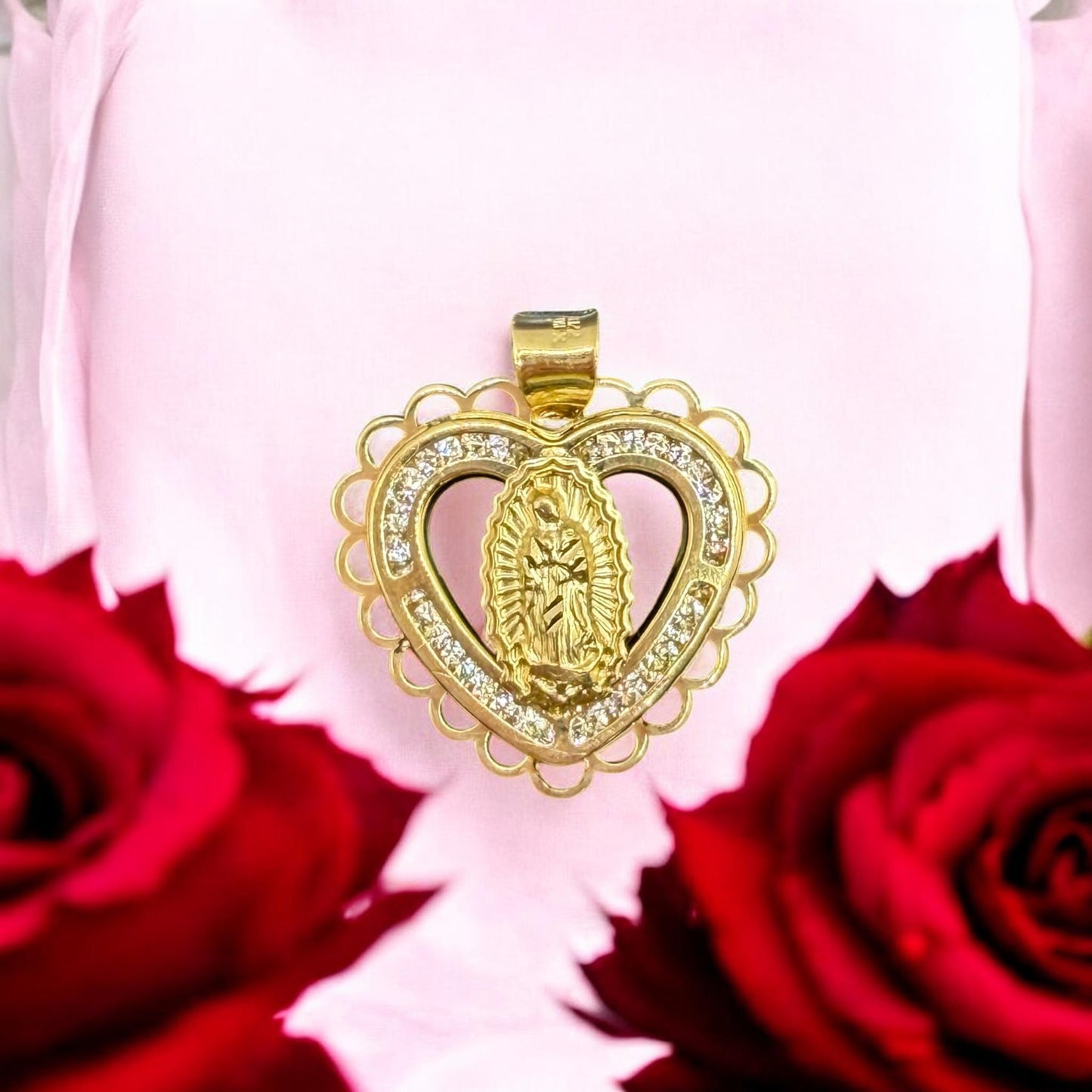 DIJE VIRGEN EN CORAZON EN ORO MEXICANO 10 K