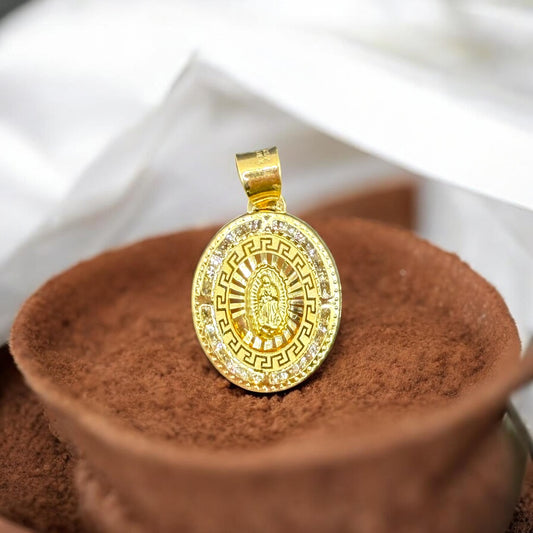 MEDALLA OVAL DE LA VIRGEN EN ORO MEXICANO 10 K