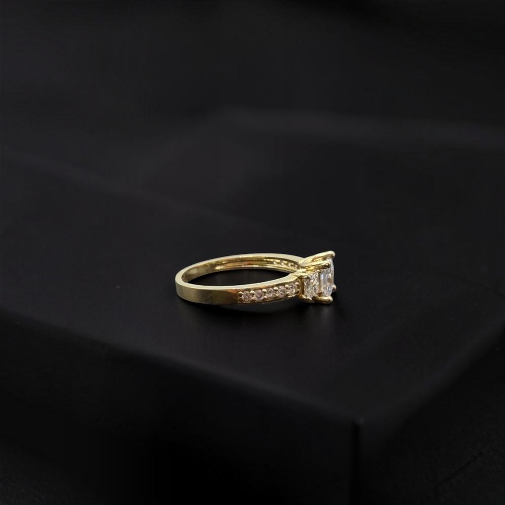 ANILLO DE COMRPOMISO EN ORO 14 K