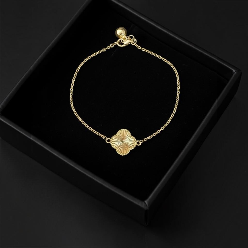 PULSO TREBOL DORADO EN ORO 14 K