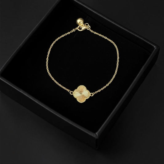 PULSO TREBOL DORADO EN ORO 14 K