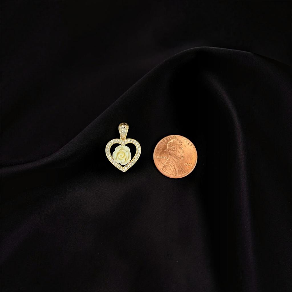 DIJE CORAZON CON FLOR EN ORO 14 K