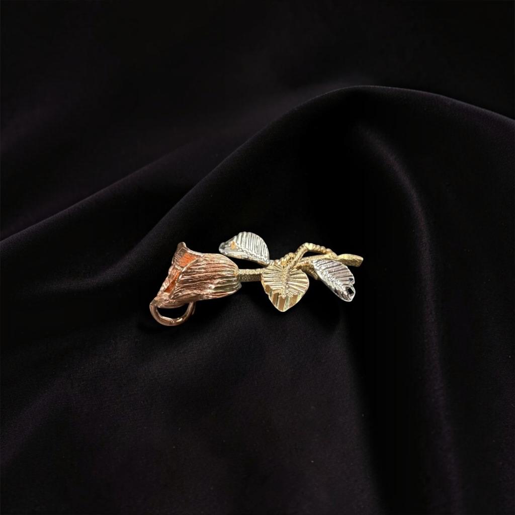 ROSA EN ORO 14 K