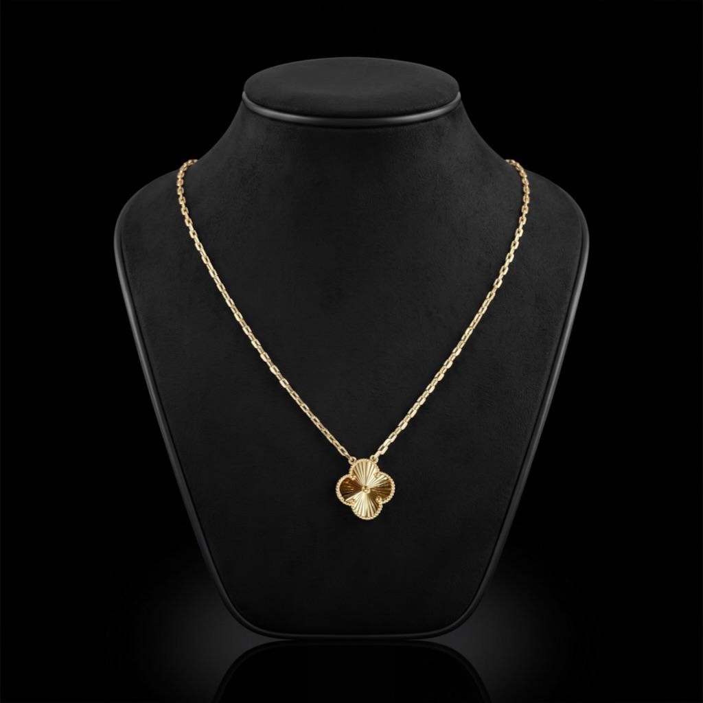 COLLAR TREBOL DORADO EN ORO 14 K