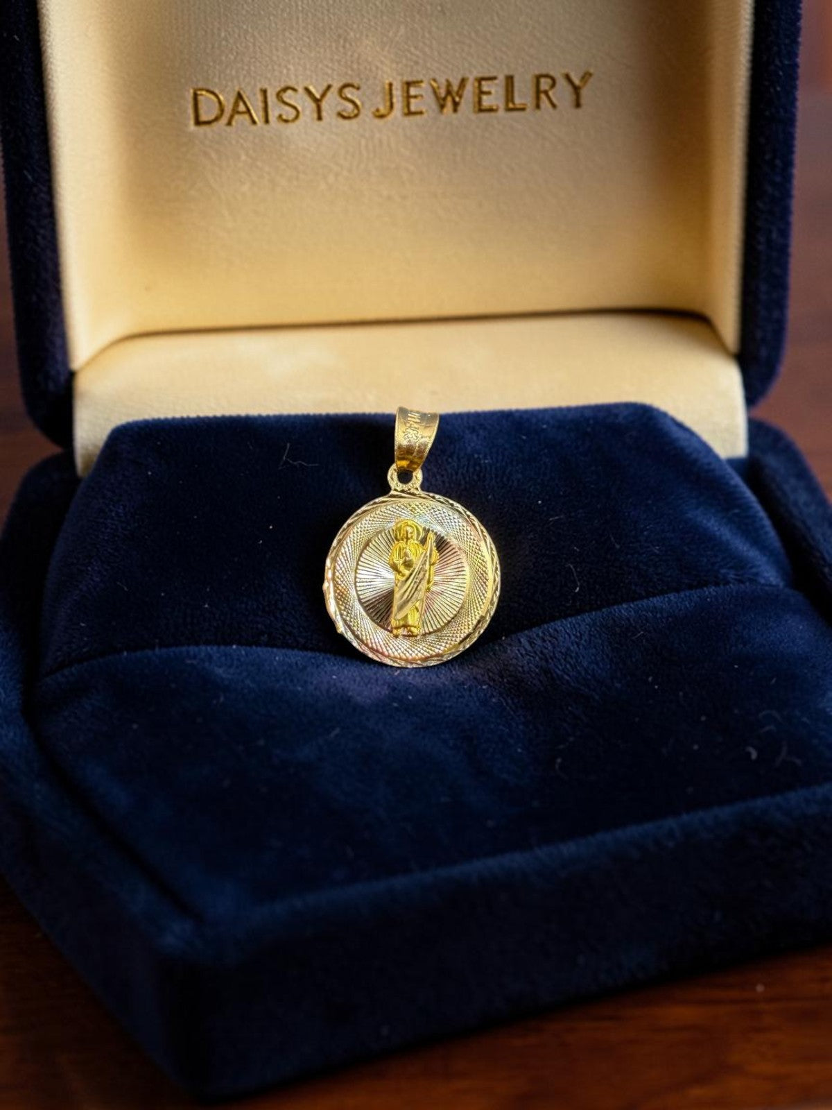 DIJE MINI DE SAN JUDAS EN ORO 14 K