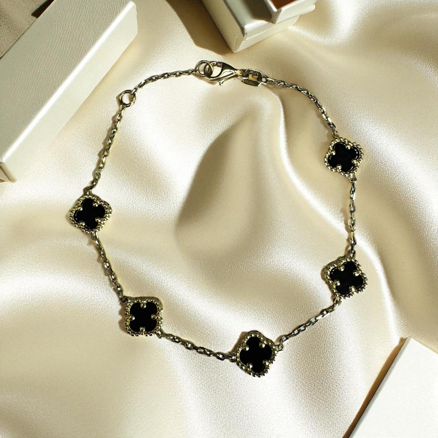 PULSO TREBOL EN ORO MEXICANO 10 K