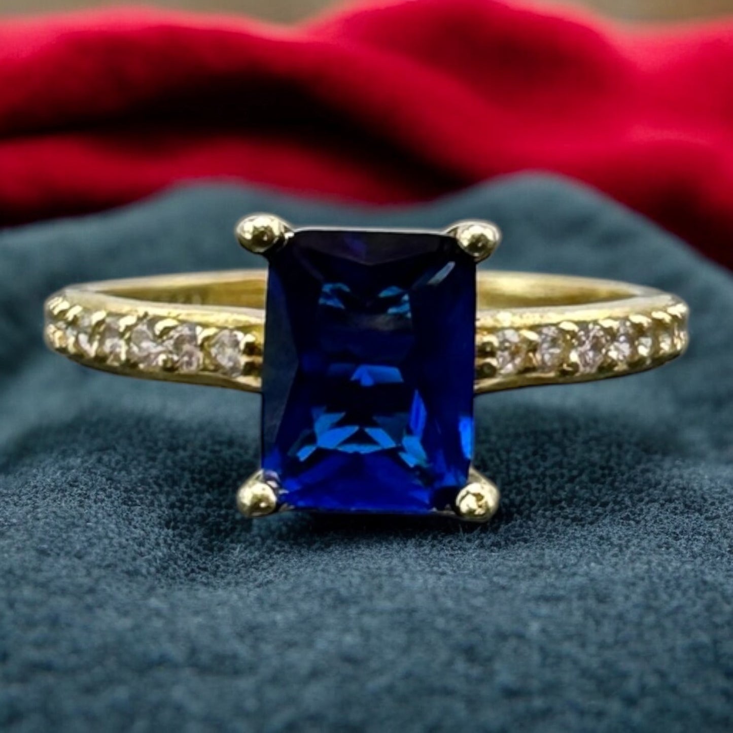 ANILLO PIEDRA AZUL EN ORO MEXICANO 10K